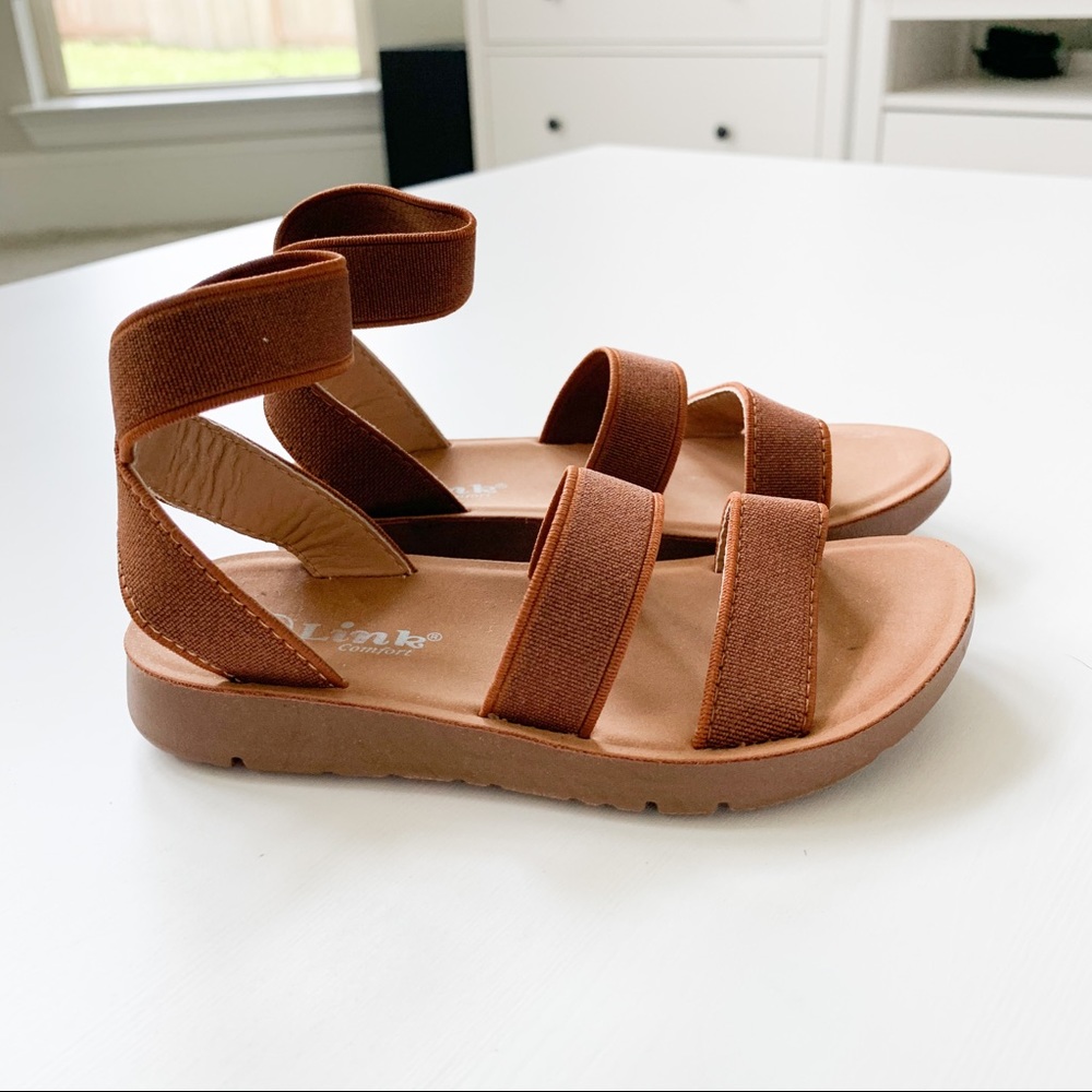 Link Toddler Tan Sandal - Picture 1 of 7